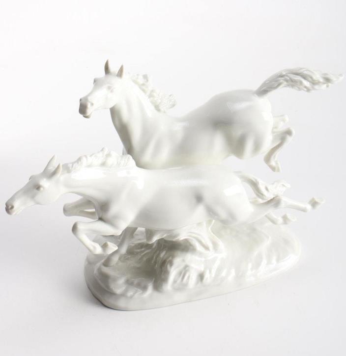 MINT!  Hutschenreuther IN FREEDOM Porcelain Running Horses Figurine Max Fritz