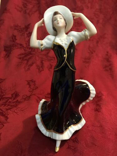 Royal Dux Figurine Lady In Cobalt Blue Dress With Hat Excellent Condition