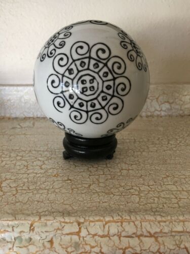 Porcelain Glass Ball Black And White Pattern