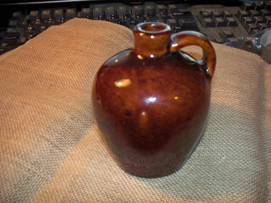 JUG, LITTLE BROWN, HANDED DOWN IN THE FAMILY