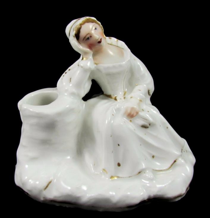 CONTA BOEHME PORCELAIN FAIRING WOMAN WAITING BY THE WELL MATCH SAFE/STRIKE 1840