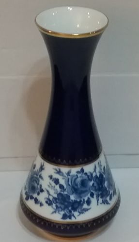 Royal Porzellan Bavaria KPM Germany Handarbeit Echt Cobalt Vase  #529/30