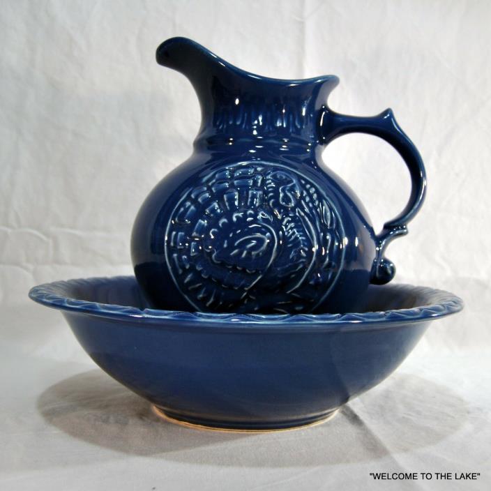 MCCOY VINTAGE TURKEY PITCHER AND WASH BASIN, SIGNED