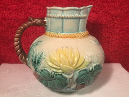 Pitcher Antique Majolica Water Lily Pond Lily Pitcher c.1800's, em122