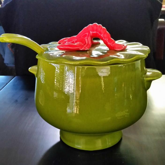 Ceramic Gumbo Pot with matching Ladle and Lid