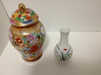 2 VINTAGE  VASES  MADE IN CHINA