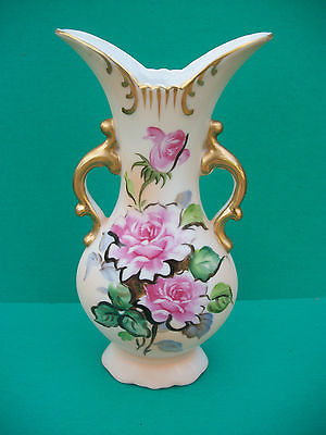 UCAGCO DECORATIVE BLACK OUTLINED FLORAL PINK CERAMIC VASE w/ GOLD SIDE HANDLES