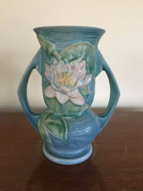Roseville Pottery - Water Lily double handle vase, blue