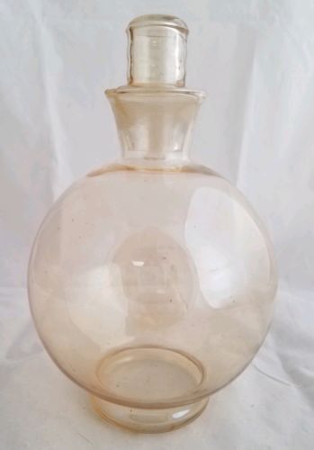 Blown Glass Decanter with lid