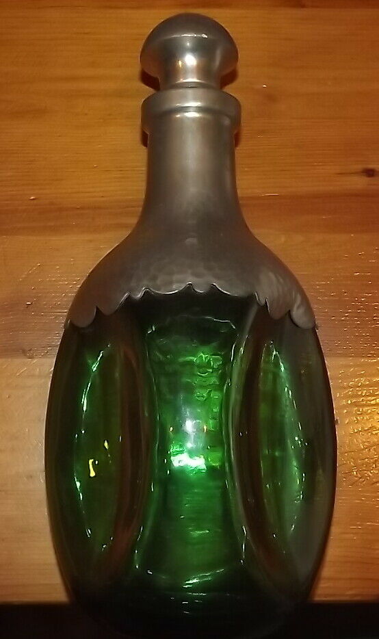 Royal Holland Pewter Green glass pinch bottle daalderop