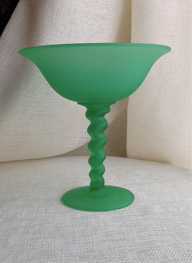 Vintage Tiffin US Glass Emerald Green Satin Tall Pedestal Compote Candy Dish Bow