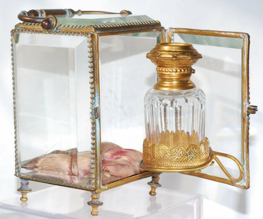 ANTIQUE UK c.1890 VICTORIAN GLASS JEWELRY CASKET  PERFUME BOTTLE, CARRIAGE Rare