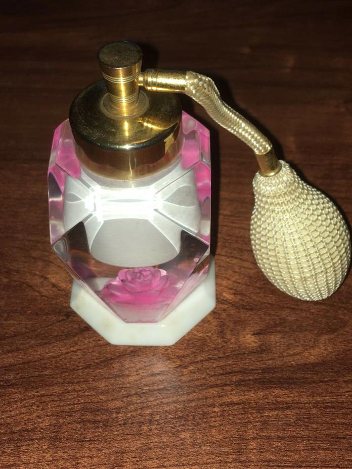 Evans Perfume Bottle Art  Lucite  1900-1940--- New--- Diamond Design gift ready