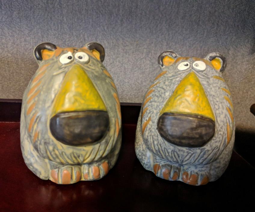 Vintage Made in Japan Quon Quon Lion Tiki  Salt and Pepper Shakers