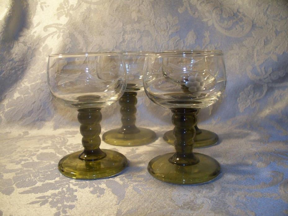 Set of 4 Vintage Olive Green Stem Cut Glass Grape Design Wine Glasses Roemer