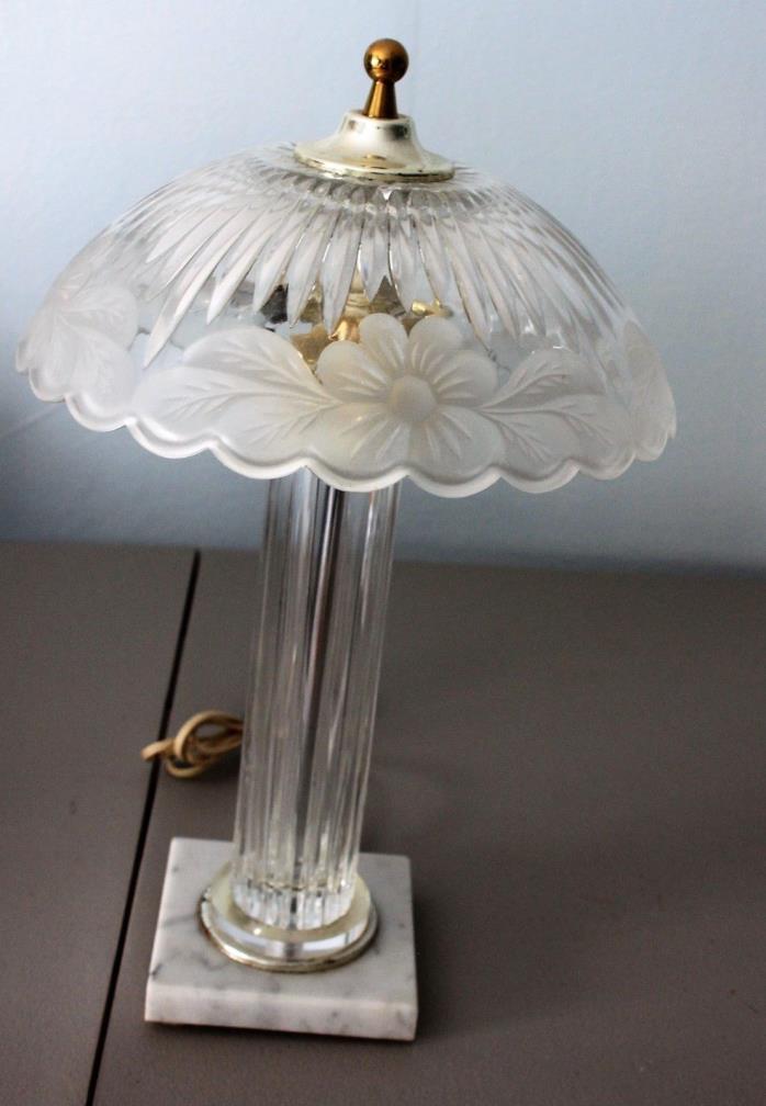 VINTAGE Clear Leaded Carved GLASS CRYSTAL Table Lamp w/umbrella shaped Shade