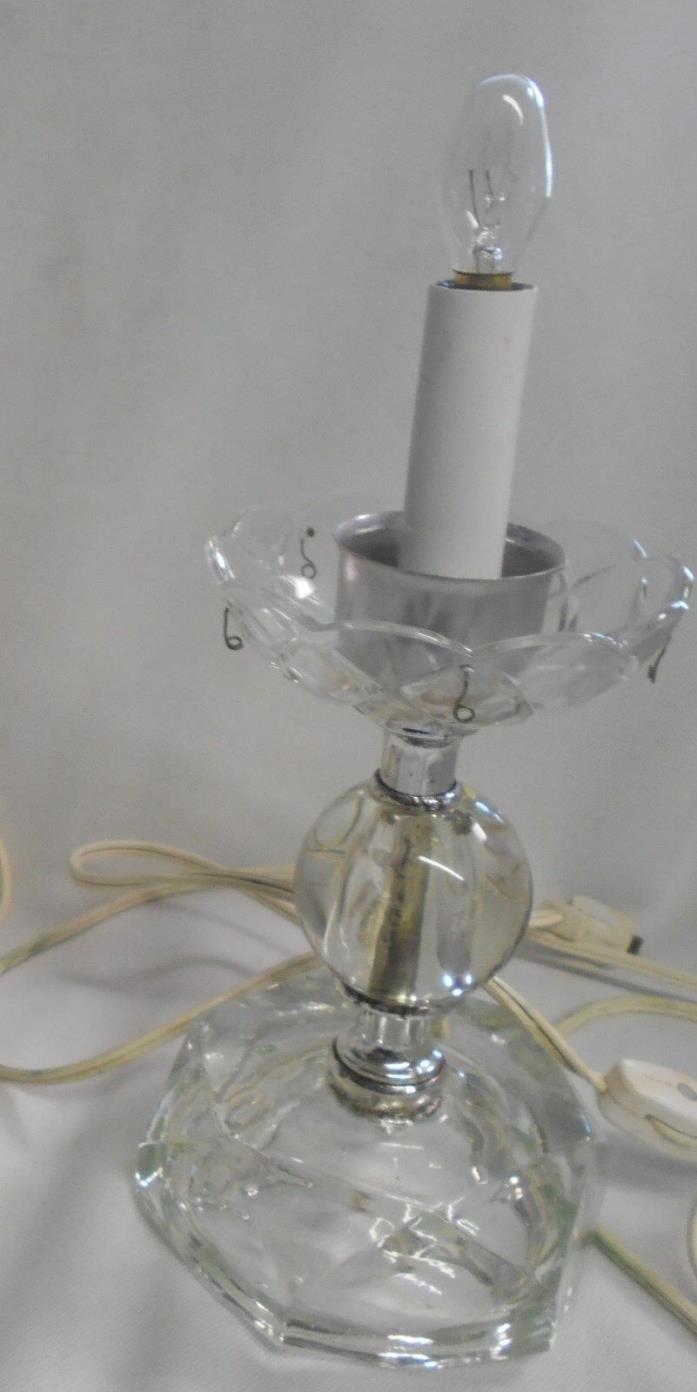 vintage elegant clear glass elictric table lamp holds prisms but no prisms