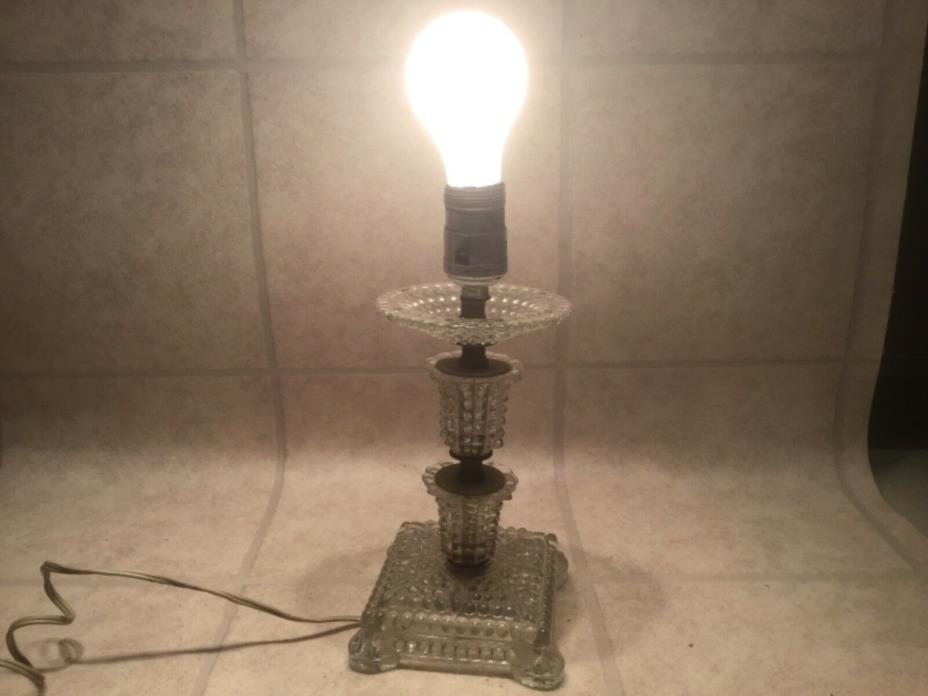 Vintage Pressed Glass Crystal Vanity Boudoir Bedroom Table Lamp, works