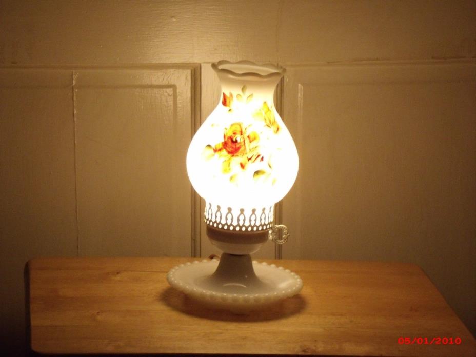 Vintage White Milk Glass Gone With The Wind Metal Lamp