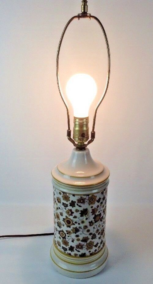 Vintage Table Lamp Floral Style Light Electric White  Flowers  Used