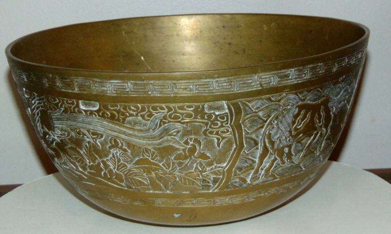 VINTAGE CHINESE Heavy Brass Bowl DRAGON Animals XUANDE MARK