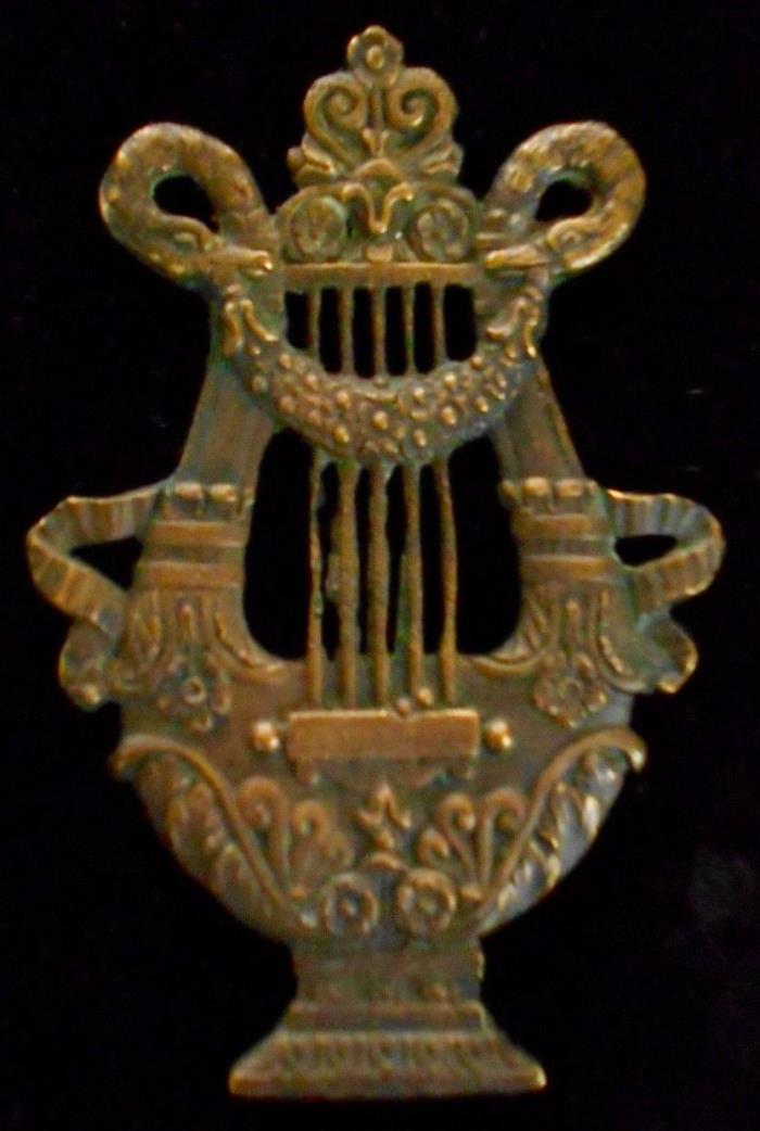 19th C: FRENCH BRONZE LYRE SHAPED OROMOLU