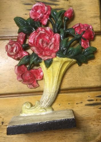 Vintage Hubley Cast Iron Cornucopia Red Flowers Door Stop Bookend 9-1/2