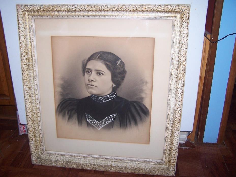 ANTIQUE LARGE VICTORIAN FRAMED LADY PHOTO