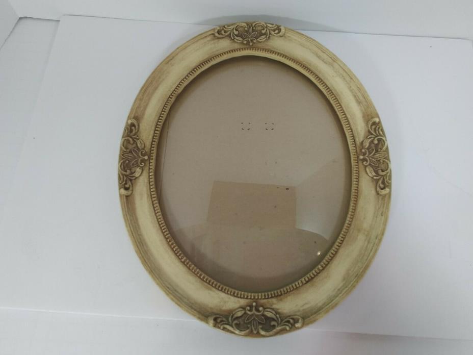 Vintage Oval Frame WIth Curved Glass