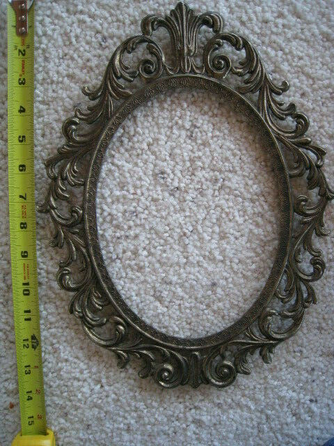 Vintage Oval Brass Ornate Victorian Picture Frame 13.5x10.5 No glass