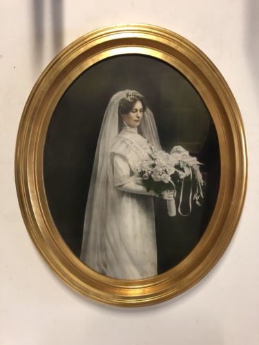 Antique Bridal Wedding Portrait Oval Gilt Frame