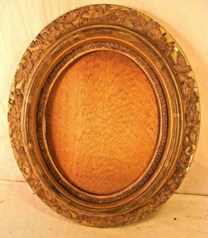 Antique victorian OVAL FRAME 12 1/4 X 14 1/4 holds 8x10 molding 2 1/2