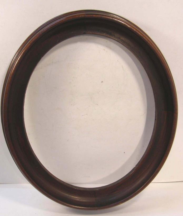 ANTIQUE DEEPLY MOLDED WALNUT WOODEN PICTURE FRAME. 14 1/2