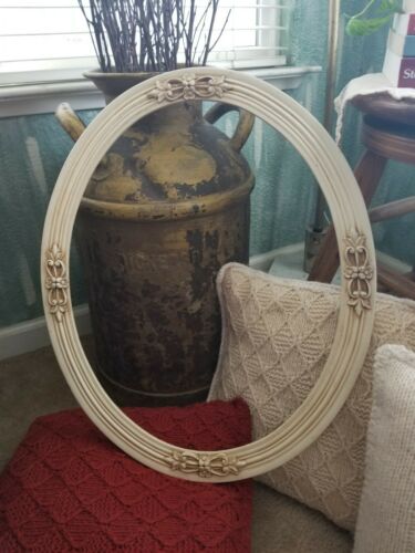 Gorgeous Large Antique Oval Wood Gesso Picture Frame Fabulous Aged Cream Color