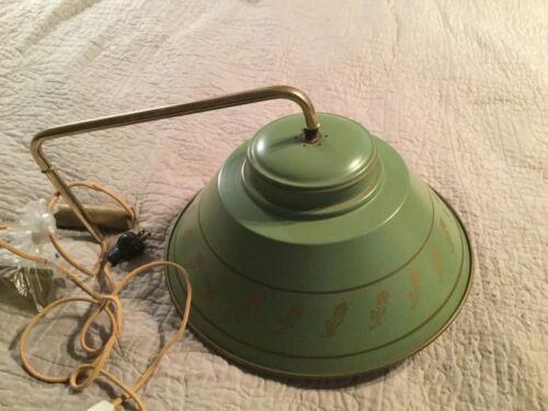 VINTAGE GREEN METAL TOLEWARE SWAG LIGHT FIXTURE CHANDELIER FRENCH PROVINCIAL