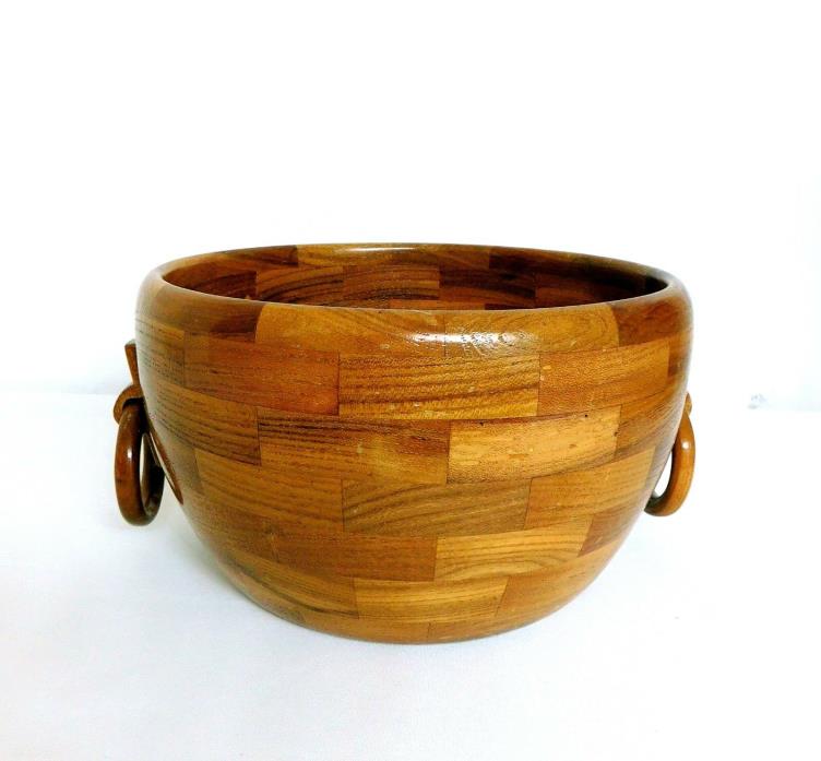 VINTAGE HAND CRAFTED WOOD WOODEN SALAD BOWL WITH RING HANDLES ~ 9