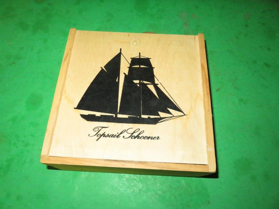 VINTAGE WOODEN SLIDE BOX SCHOONER TOP SAIL DUNNING NH WALPOLE 9X9X3