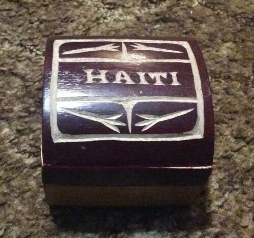 HAND CARVED WOOD HAITI TRINKET JEWELRY BOX SOUVENIR