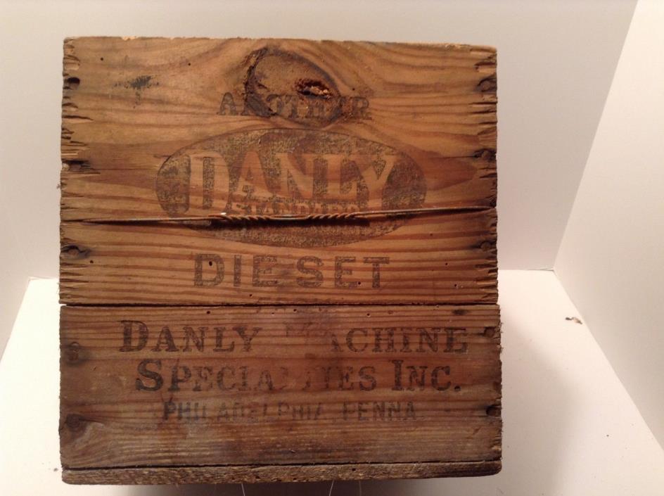 Vintage DANLY STANDARD DIE SET wood wooden box crate Philadelphia  U.S.A