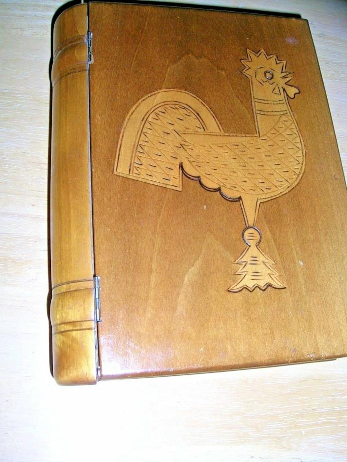 Vintage Rooster design wooden box.  Rare find.
