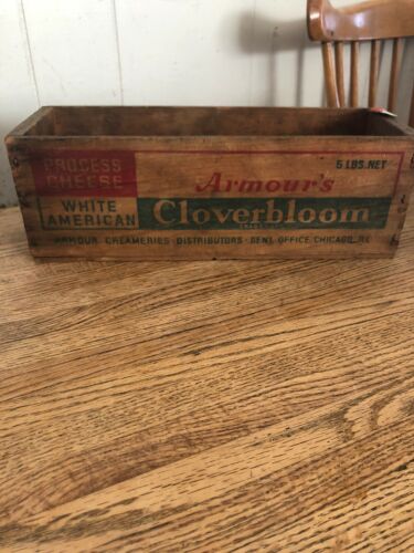 Vintage Armour's CLOVERBLOOM Wooden Advertising CHEESE Box 2 lb.