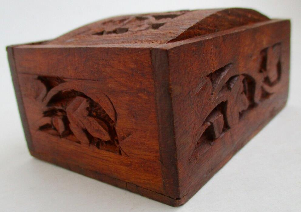 VTG Detailed Carved Foliage Wooden Small Vanity Trinket Jewelry Box w Arched Lid