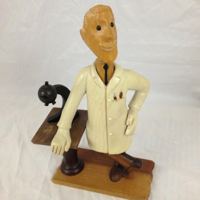VINTAGE WOODEN DOCTOR FIGURINE STATUE PRINCELY MADE IN ITALY WOOD HAND CARVED