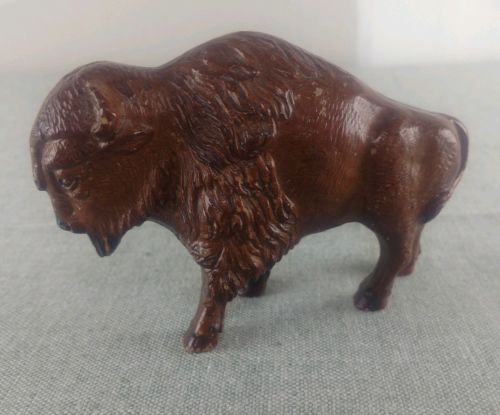Vintage 1940s Syroco Buffalo Bison Figure Figurine
