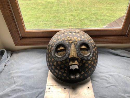 african mask  16 Inch