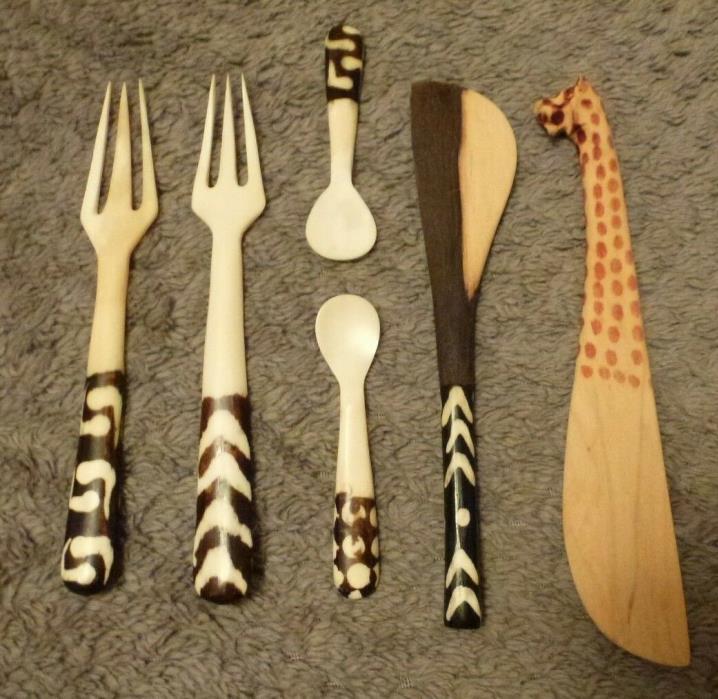 Bone & Wood Vintage Utensils (2- Forks, 2- small spoons, 2- wooden cutters)