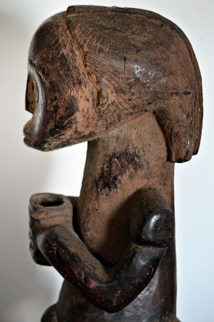 SENSITIVE FANG MALE BYERI FIGURE w/OFFERTORY CUP ~ African Art