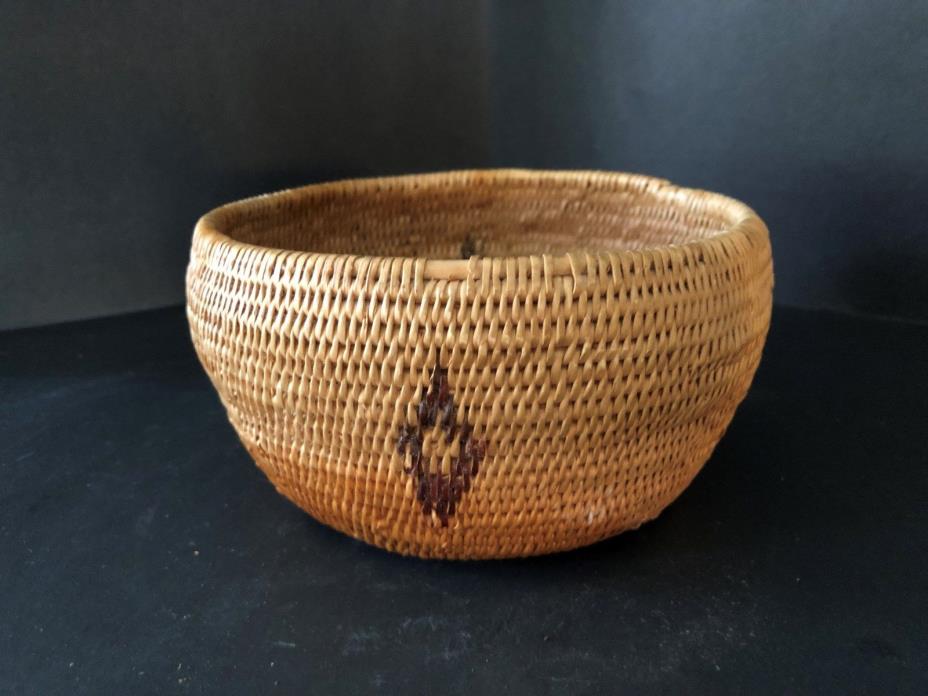 Washoe Degikup basket circa 1900 nice patina