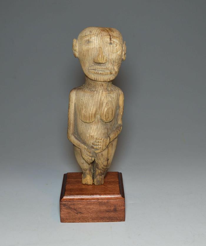 Rare old green land Inuit Eskimo wood Tupilak magic figure Native american
