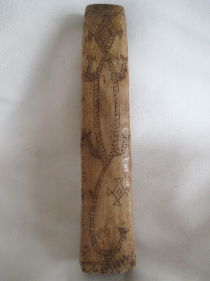 Old Antique Native American Indian Lizard Scimshaw Bovine Bone Knife Handle